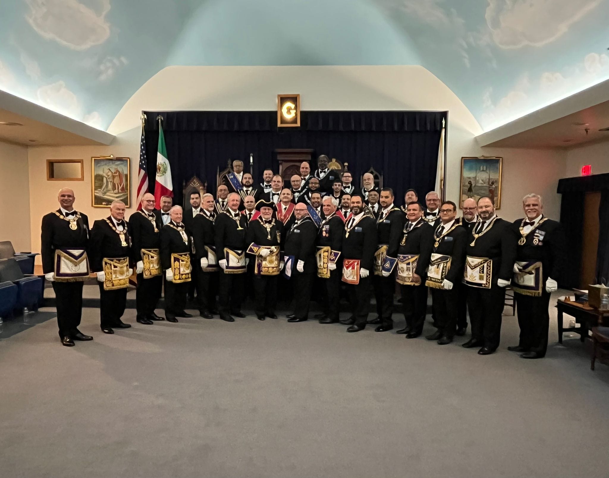 Lee más sobre el artículo Visita de nuestro  MRGM a la Grand Lodge of  Massachusetts