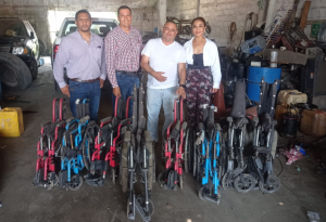 Lee más sobre el artículo Donación de sillas de ruedas por la Resp.·., Leal.·. y Progr.·. Log.·. Simb.·. Alfa y Omega no. 9
