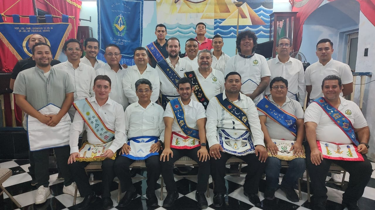 Lee más sobre el artículo Tenida Interlogial en el XVI Distrito Masónico