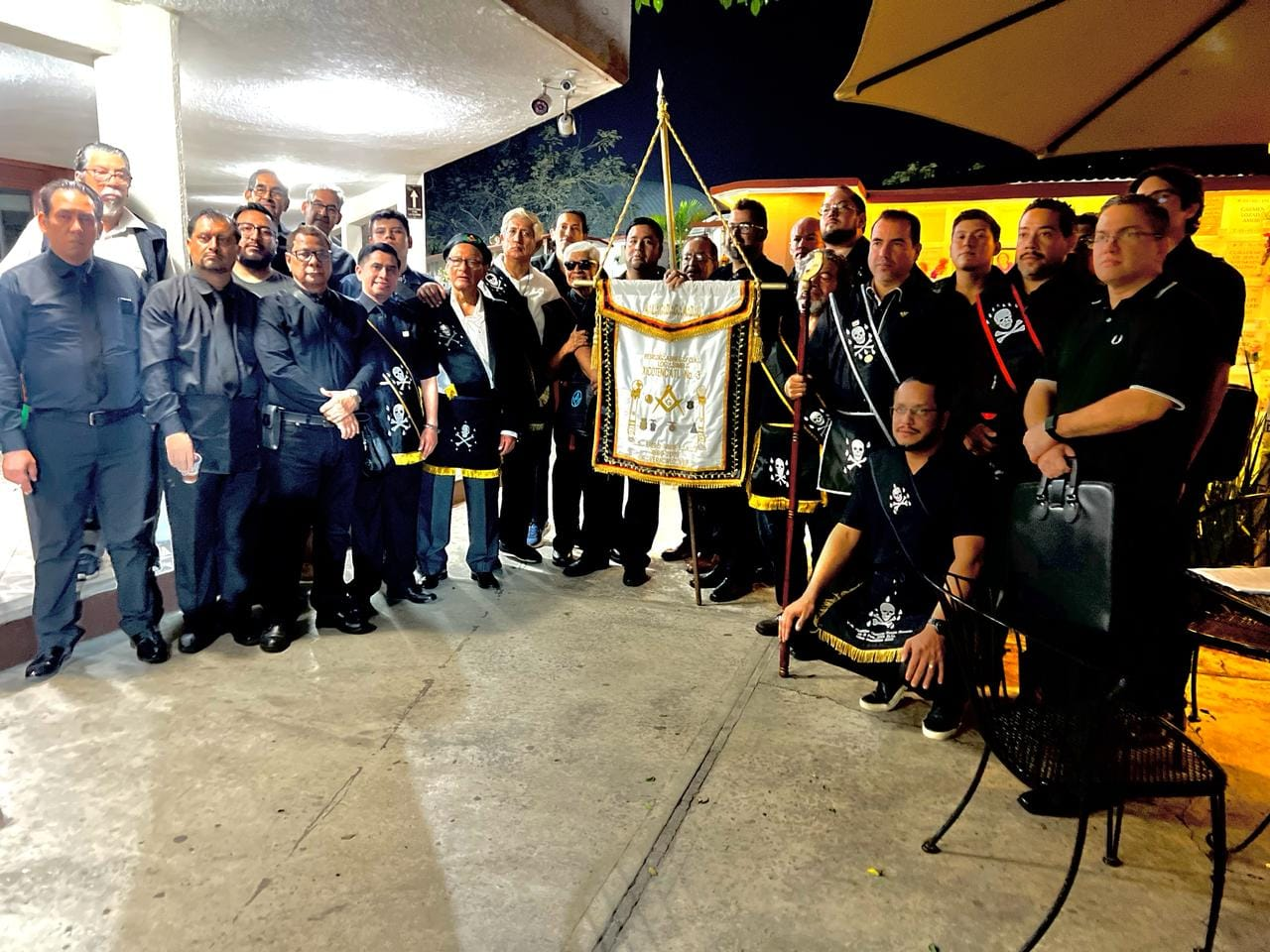 Lee más sobre el artículo Tenida fúnebre del V.·. H.·. Omar Sagid Carrión Molina