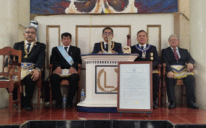 Lee más sobre el artículo Instalación de Grandes Dignatarios, Funcionarios y Oficiales 2025 – 2027