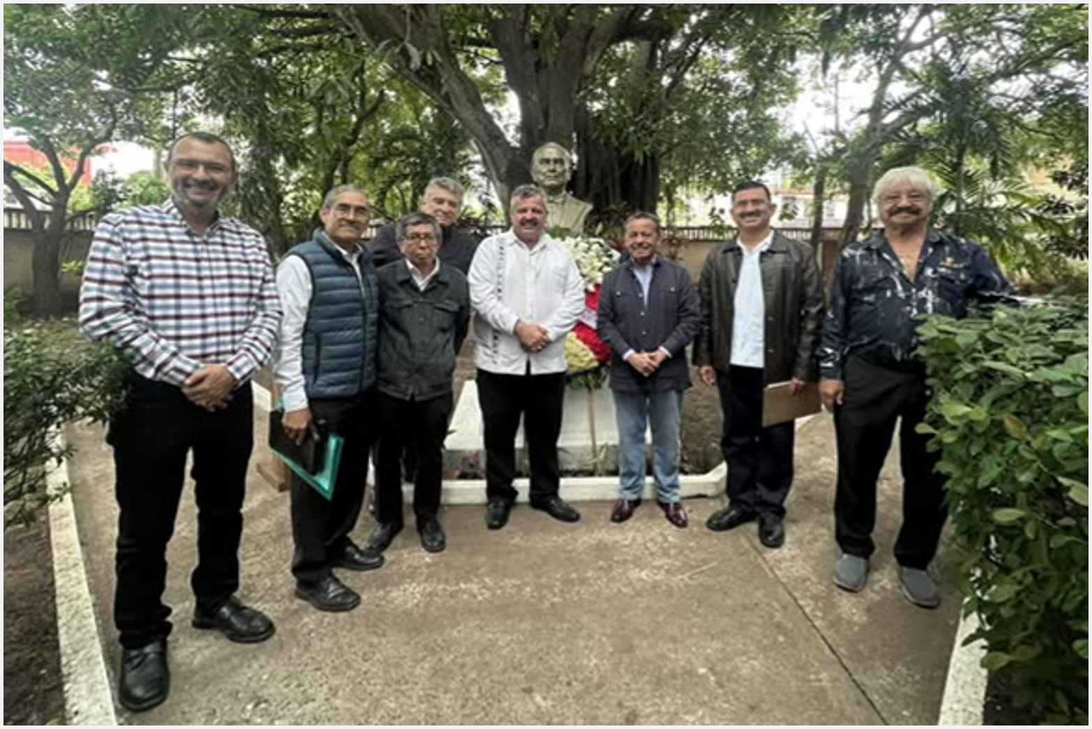 En este momento estás viendo XVI Distrito Masónico: Celebrando natalicio de Adolfo Ruiz Cortines.