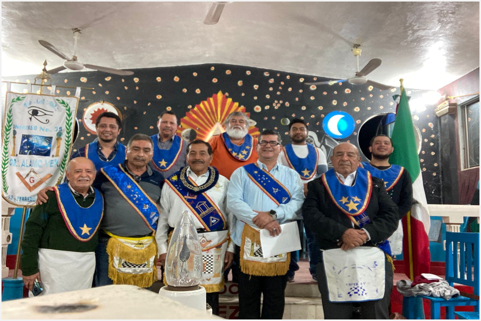 Lee más sobre el artículo Universo No. 35: Instalación Cuadro Logial 2026.