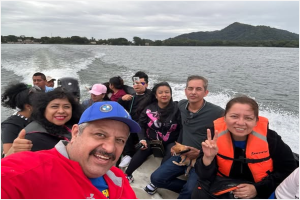 Lee más sobre el artículo Diputado del XVI Distrito Masónico: Organiza festival de día de Reyes en una comunidad indígena.